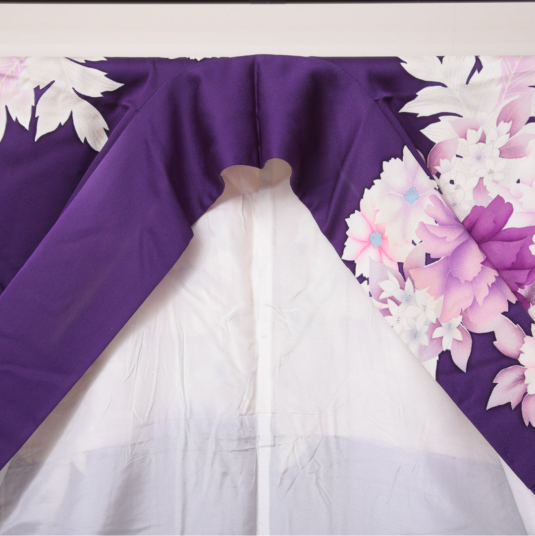 振袖 身丈171cm 裄丈68cm Bランク 袷 正絹 広衿 銀彩 牡丹 桜 1213-F0060