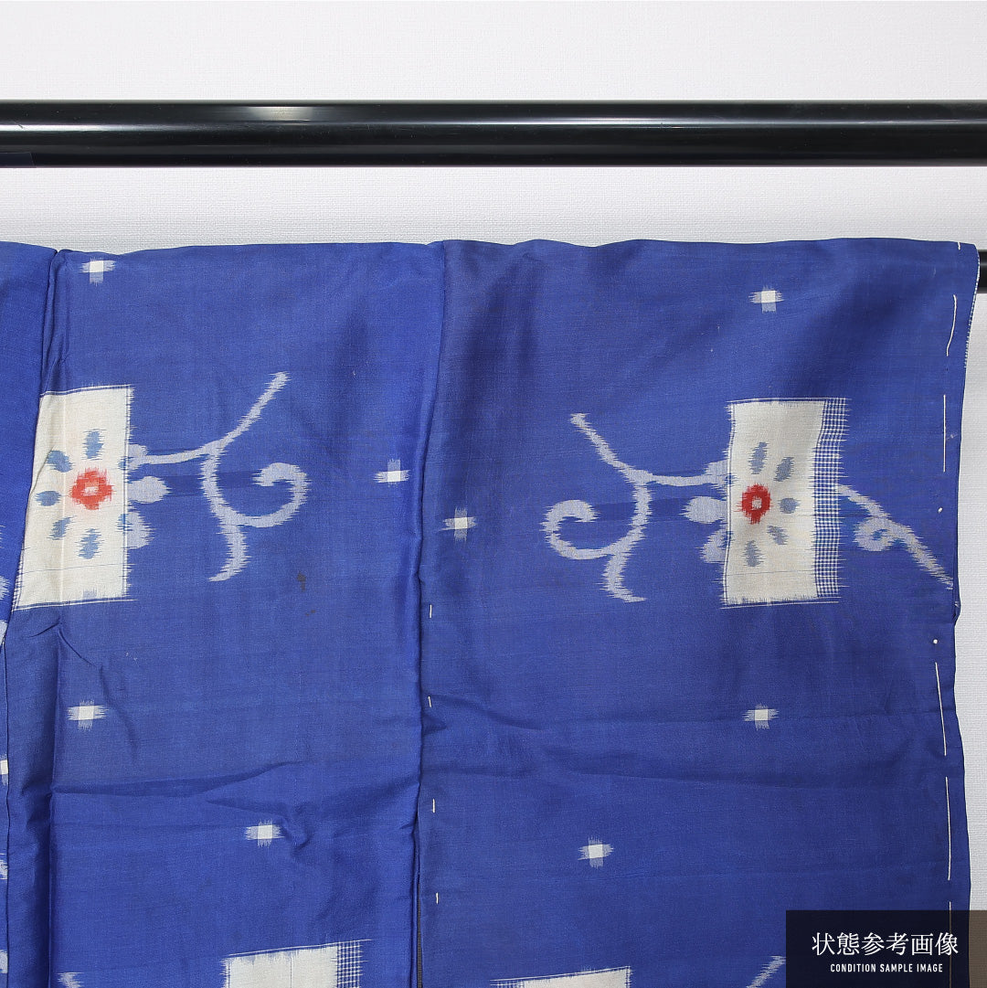 アンティーク 銘仙の着物 袷 身丈145cm 裄丈61cm 正絹 Cランク バチ衿 XSサイズ 花柄 植物柄 青系 M4 1223-11989