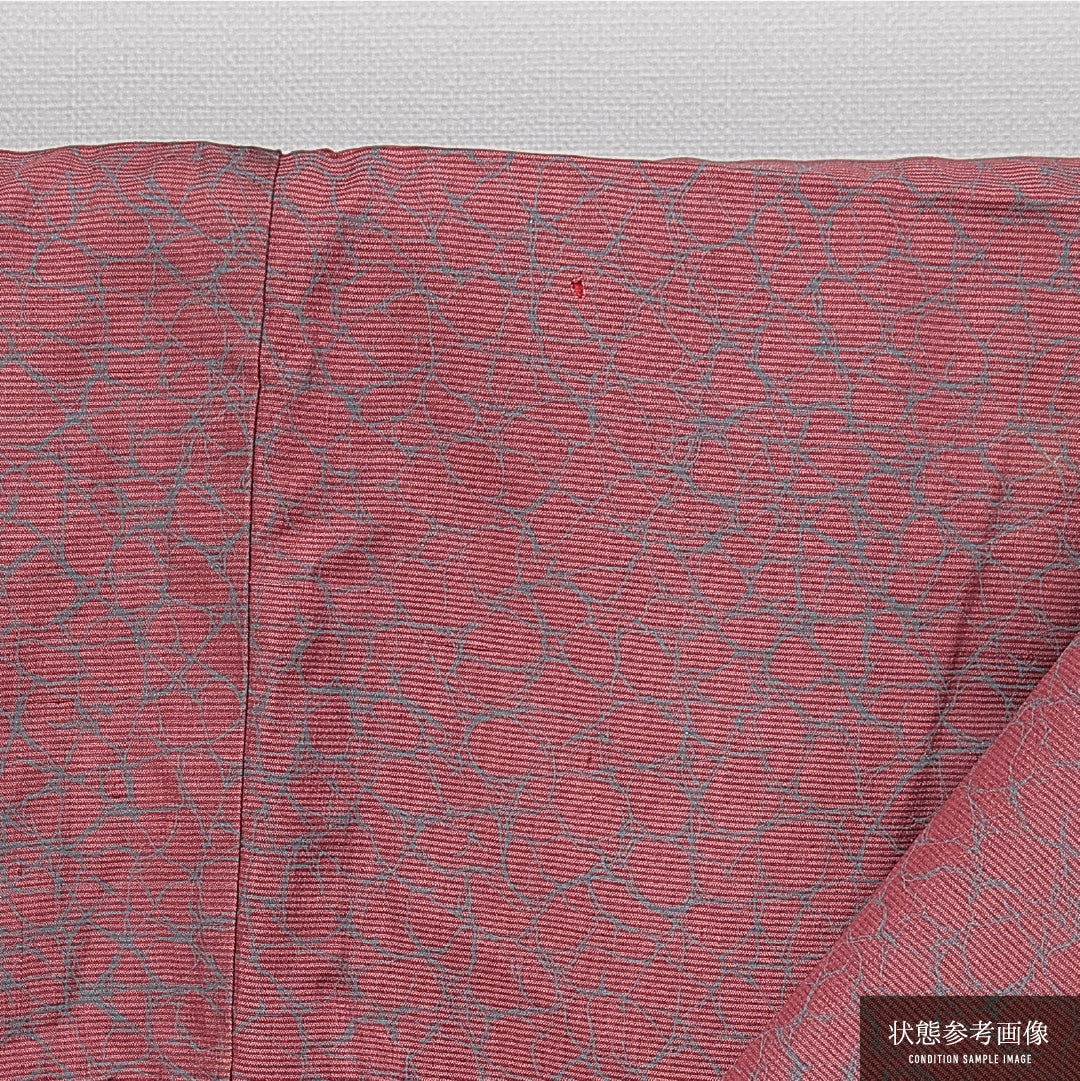 アンティーク 小紋 袷 身丈141cm 裄丈63cm 正絹 Dランク XSサイズ バチ衿 手描き 菊 金彩 ピンク系 1215-14782