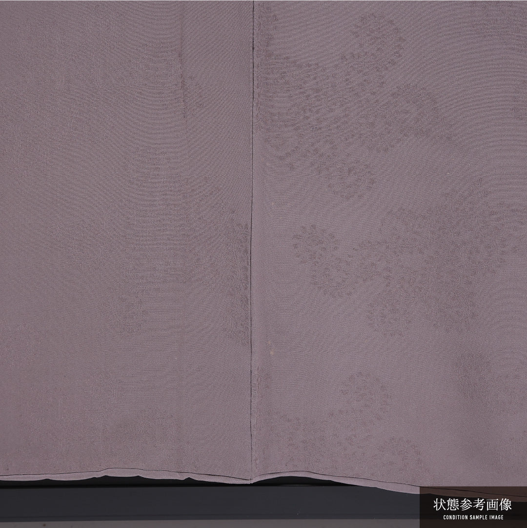 色無地 袷 身丈154cm 裄丈62cm 正絹 Cランク 三つ紋 (五三桐) 紋意匠 (創作柄) セミフォーマル 広衿 Sサイズ 無地 紫系 HP 1219-11551