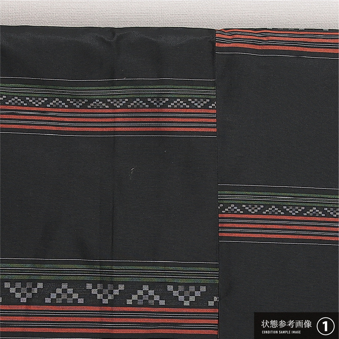 道行コート (大島紬) 袷 身丈85cm 裄丈65cm 正絹 Bランク インフォーマル Mサイズ 緯総絣 ポケットあり 幾何学柄 黒系 HP 1237-13806
