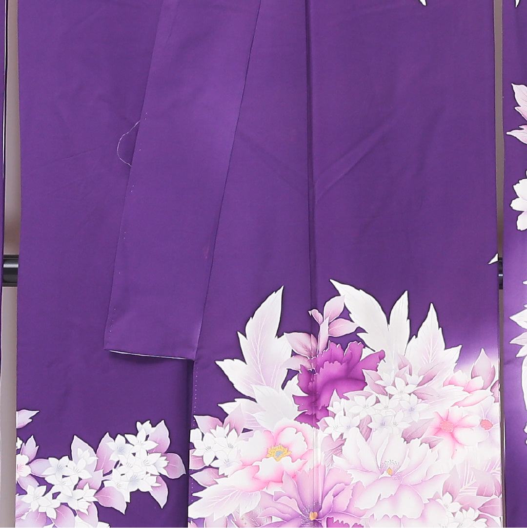 振袖 身丈171cm 裄丈68cm Bランク 袷 正絹 広衿 銀彩 牡丹 桜 1213-F0060