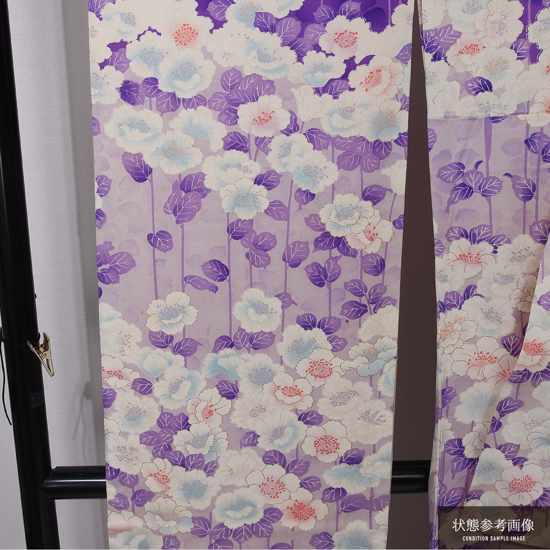 振袖 身丈160cm 裄丈63.5cm Cランク 正絹 袷 広衿 L 銀駒刺繍 牡丹 フォーマル 独創的 華やか 紫系 1213-F0481