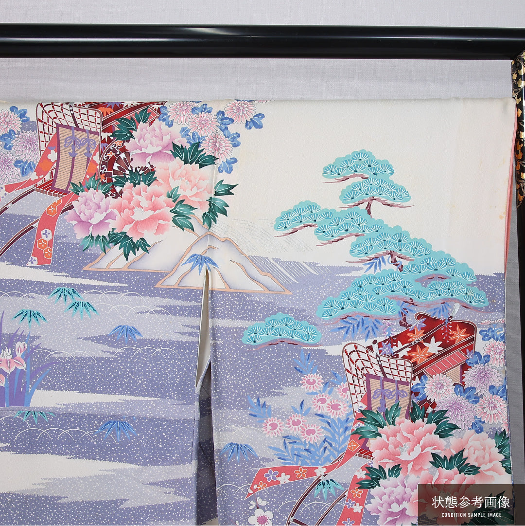 振袖 身丈160cm 裄丈67.5cm Cランク 袷 正絹 S 広衿 御所車 古典柄 菊 牡丹 友禅 菖蒲 白系 1213-F0446