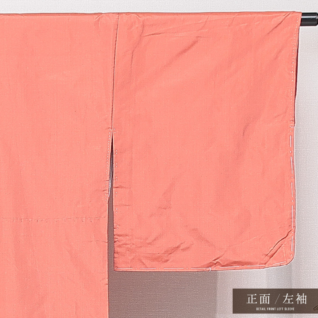 未使用品 紬 袷 身丈155cm 裄丈65cm 正絹 Nランク カジュアル 広衿 Mサイズ しつけ糸 無地 朱系 RP 1223-15111