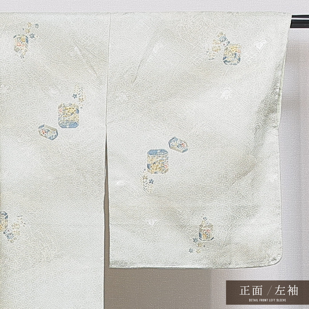 洗える着物 小紋 袷 身丈159cm 裄丈64cm ポリエステル Sランク 紋意匠 (吉祥文様) インフォーマル 広衿 Mサイズ 貝桶 緑系 RP 1221-15984
