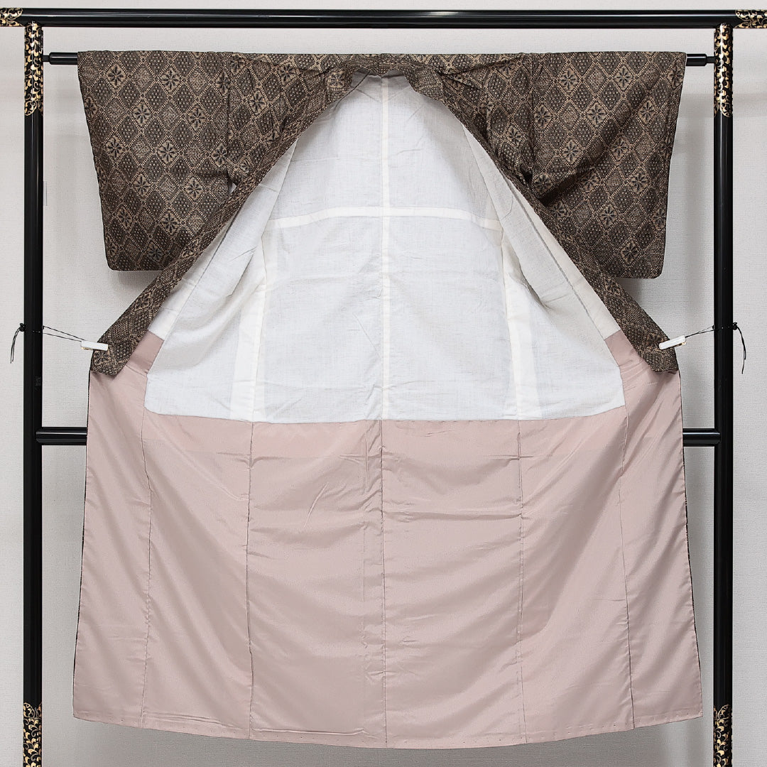 アンティーク 紬 袷 身丈146cm 裄丈60cm 正絹 紬ランク XSサイズ バチ衿 菱 グレー系 茶系 1216-14361