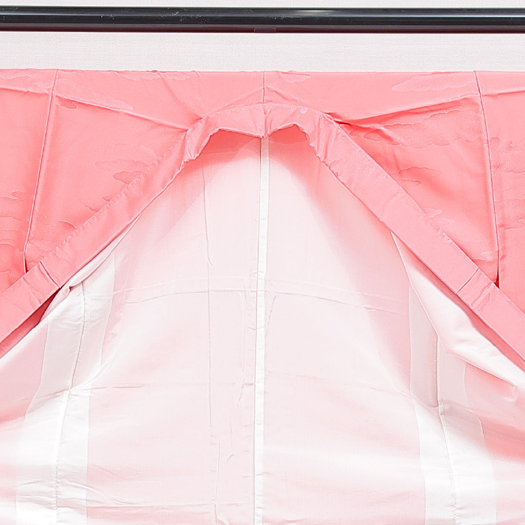 色無地 袷 身丈160cm 裄丈63cm 正絹 Sランク Lサイズ バチ衿 インフォーマル 紋意匠 雲取り ピンク系 1214-16215