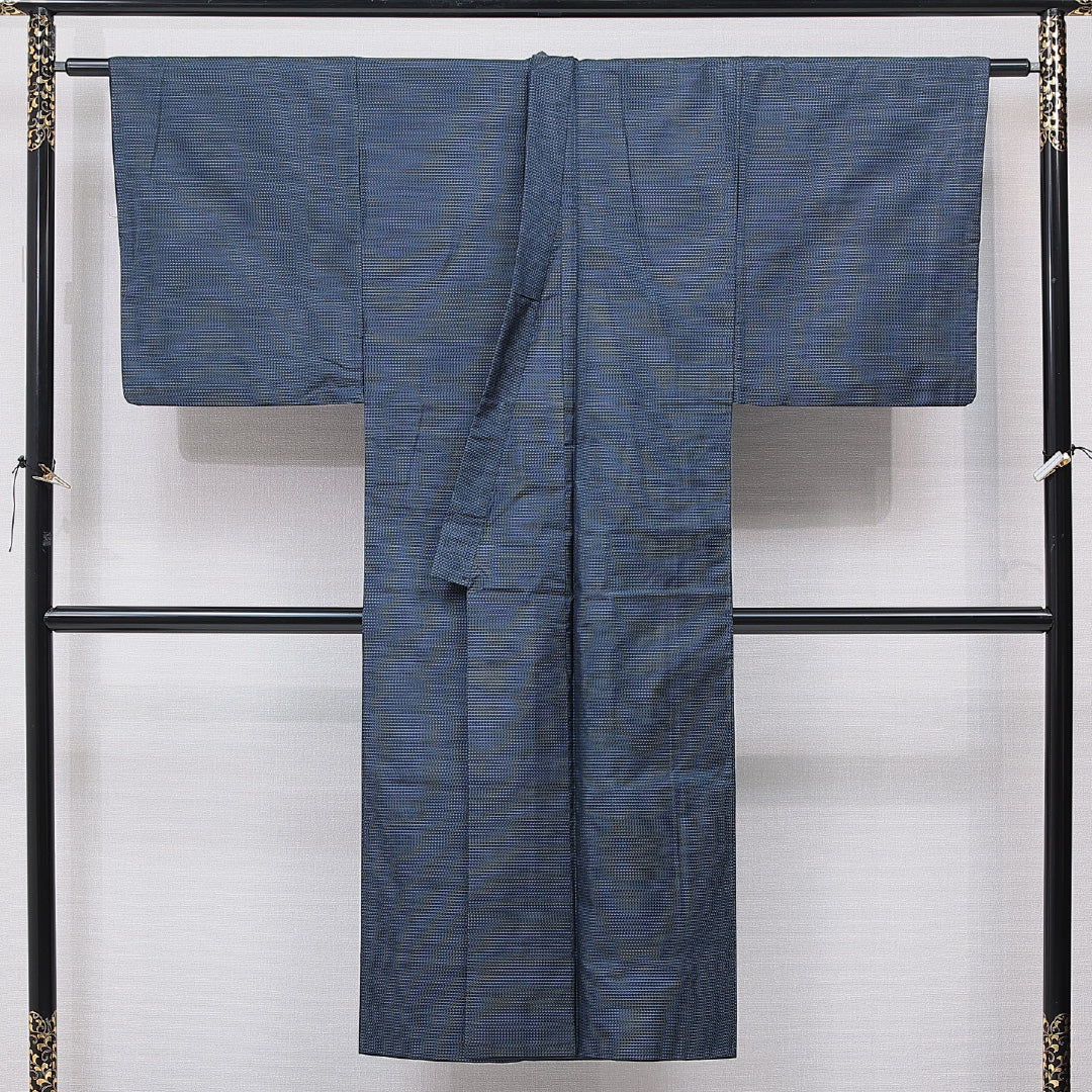 男着物 袷 身丈138cm 裄丈65cm 正絹 Sランク カジュアル 棒衿 Sサイズ 抽象柄 紺系 M4 1224-15761