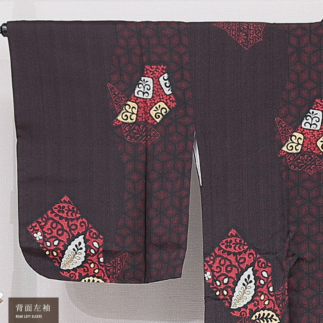 アンティーク 道行コート(お召) 袷 身丈89cm 裄丈63cm 正絹 Aランク Sサイズ ポケットあり 創作柄 黒系 赤系 1263-15186