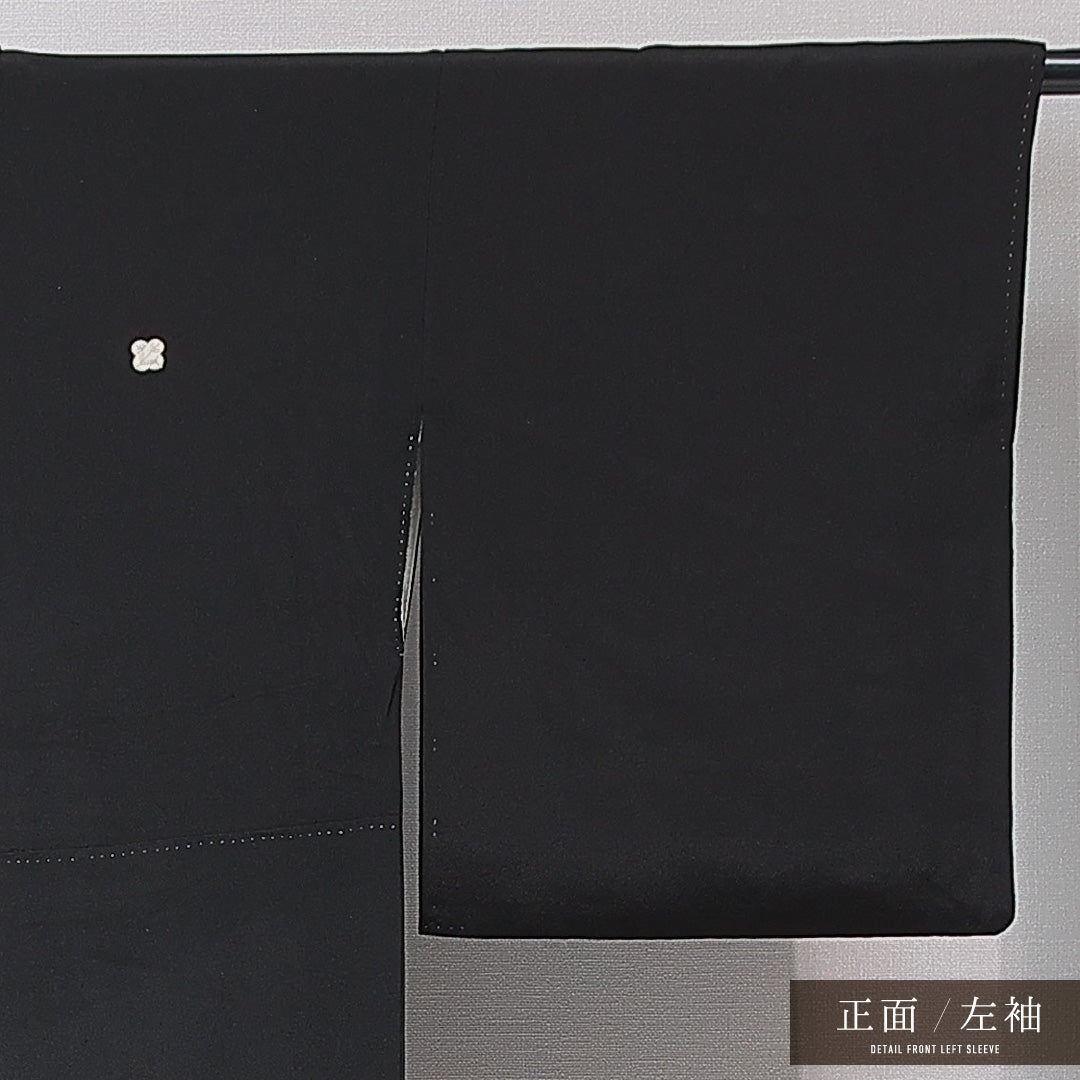 黒留袖 袷 身丈159cm 裄丈62cm 五つ紋 違い鷹の羽 フォーマル Aランク Mサイズ 正絹 比翼仕立て 広衿 鳥 扇 橘 刺繍 金駒刺繍 1211-F0691
