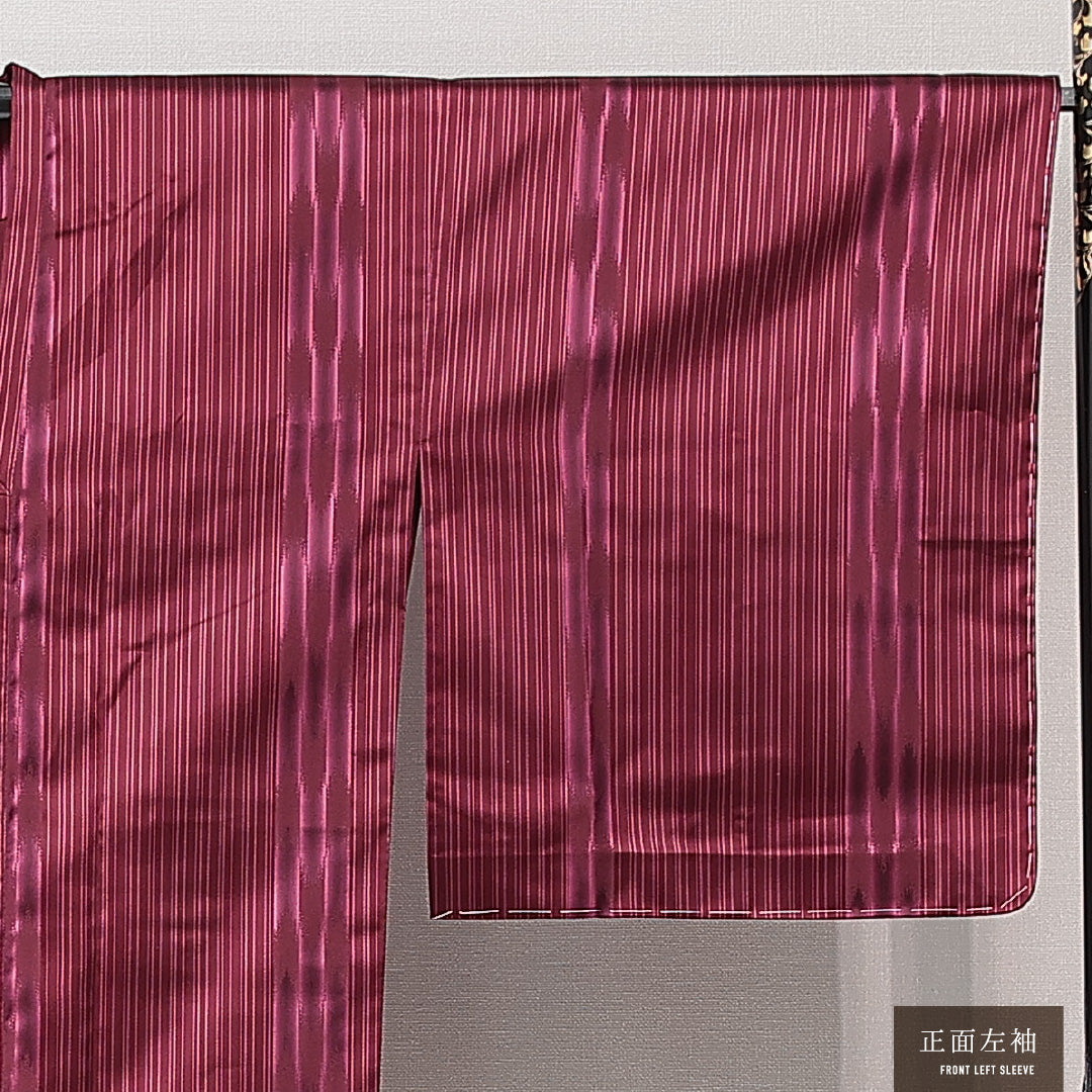 未使用品 道行コート 単衣 身丈134cm 裄丈67cm 正絹 Nランク セミフォーマル Lサイズ 肩当て ポケットあり しつけ糸 抽象柄 紫系 RP 1237-15247