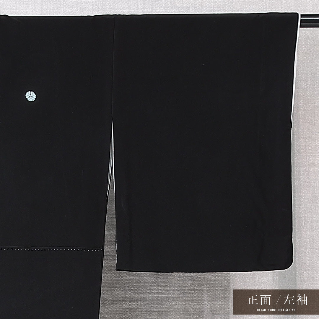 黒留袖 袷 身丈155cm 裄丈65cm 五つ紋 三つ横見菊 フォーマル Aランク Mサイズ 正絹 広衿 鶴 七宝 松 1211-F0676