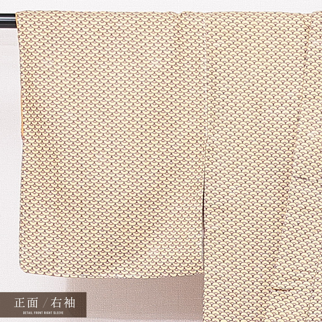 小紋 袷 身丈150cm 裄丈60cm 正絹 Aランク Sサイズ バチ衿 インフォーマル 古典柄 ベージュ系 1215-15105
