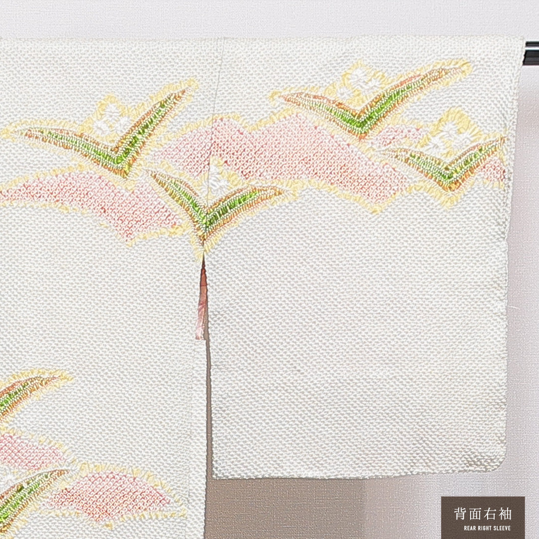 羽織 袷 身丈81cm 裄丈61cm 正絹 Sランク カジュアル Sサイズ 創作柄 クリーム系 RP 1232-16838