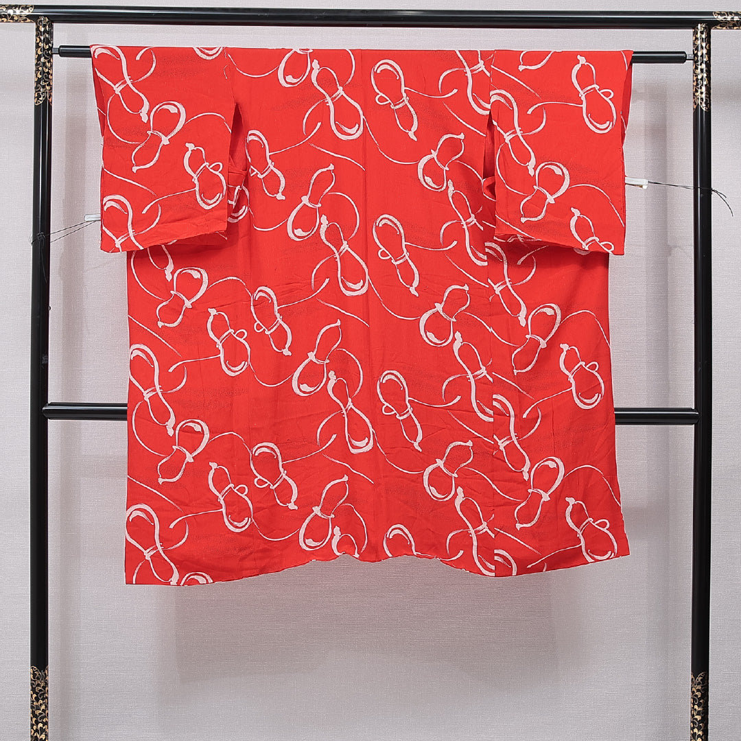 アンティーク 長襦袢 袷 身丈118cm 裄丈58cm 正絹 Bランク XSサイズ バチ衿 瓢箪 金彩 赤系 1229-15671