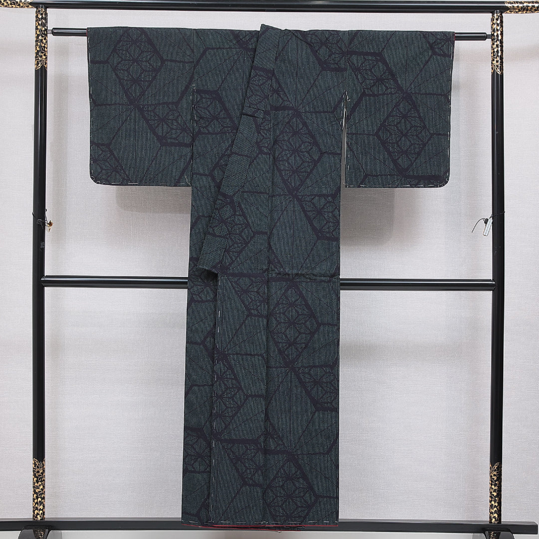紬 袷 身丈151cm 裄丈62cm 正絹 Cランク カジュアル バチ衿 Sサイズ 麻の葉 緑系 LP 1223-16651