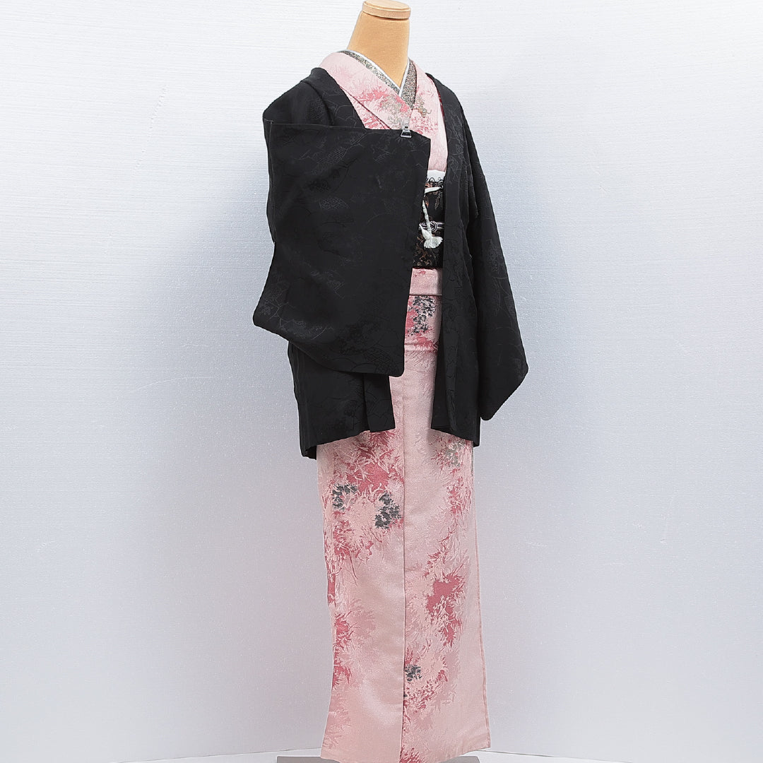 黒羽織 袷 身丈75cm 裄丈62cm 正絹 Aランク 一つ紋 (五三桐) 紋意匠 (吉祥文様) セミフォーマル Sサイズ 織り出し 紐あり 黒系 RP 1233-16121