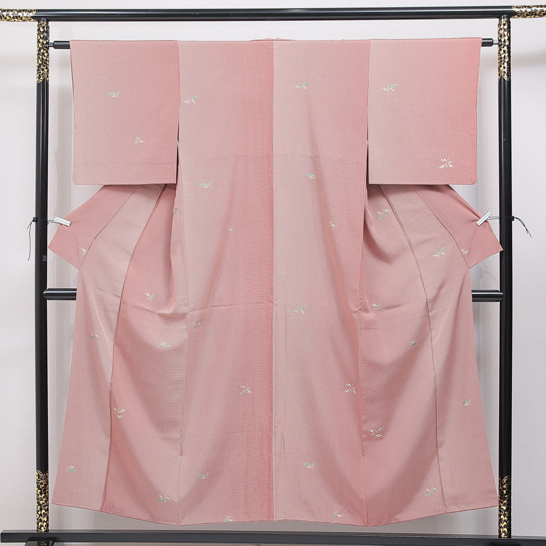 小紋 袷 身丈151cm 裄丈61cm 正絹 Sランク Sサイズ 広衿 インフォーマル 南天 ピンク系 1215-15904