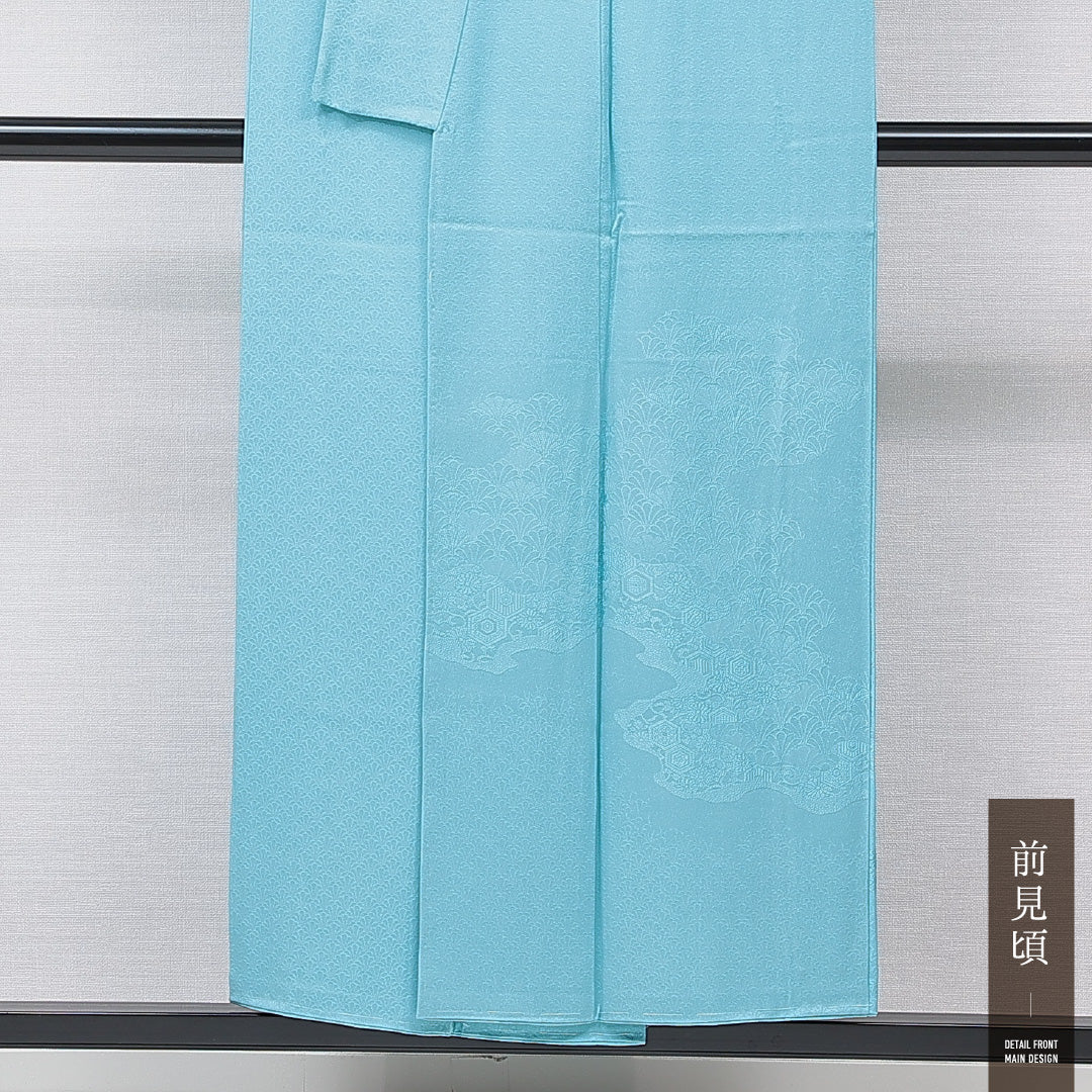 色無地 袷 身丈151cm 裄丈61cm 正絹 Aランク Sサイズ 広衿 一つ紋(五三桐) セミフォーマル 紋意匠 菊 無地 水色系 1214-15900