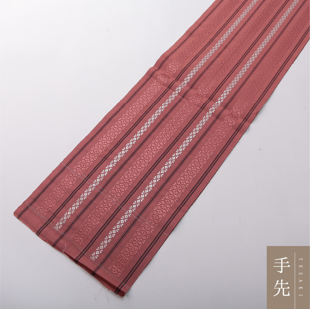 八寸名古屋帯 帯丈392cm インフォーマル 開き仕立て 全通 未仕立て Aランク 正絹 博多織 献上柄 ピンク系 1224-03409