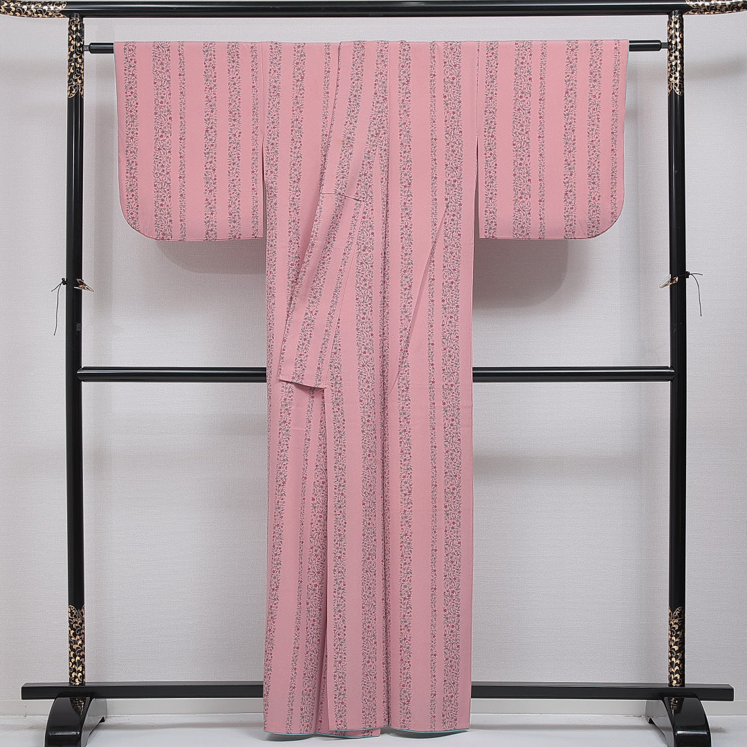 小紋 洗える着物 袷 身丈161cm 裄丈65cm ポリエステル Cランク Lサイズ 広衿 インフォーマル 花柄 ピンク系 1215-16103