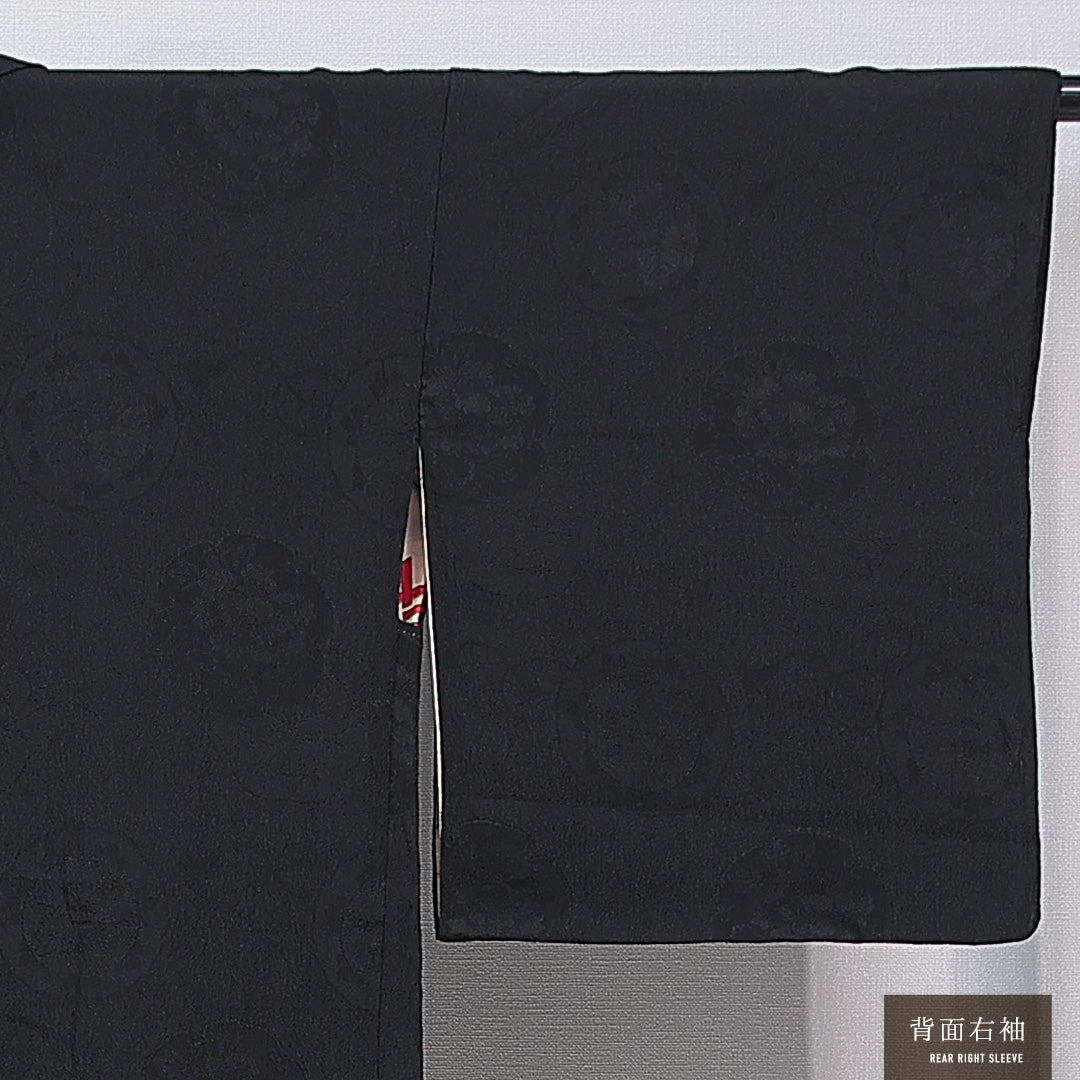 黒羽織 袷 身丈81cm 裄丈62cm 正絹 Aランク 一つ紋 (五三桐) 紋意匠 (雪輪) セミフォーマル Sサイズ 紐あり 無地 黒系 RP 1233-15303