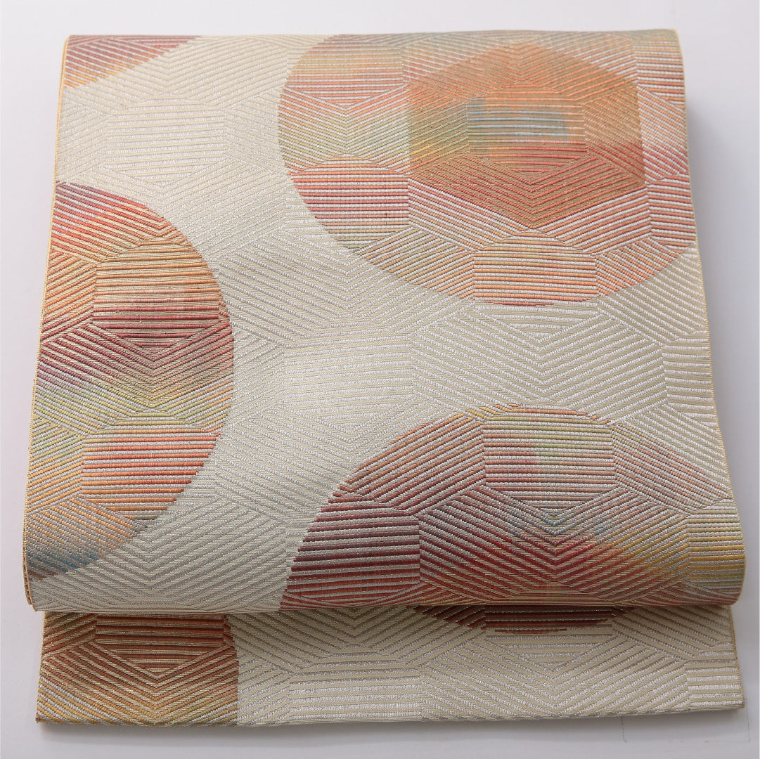 八寸名古屋帯 帯丈340cm カジュアル 開き仕立て 六通 帯芯なし Aランク 正絹 創作柄 クリーム系 1224-03505