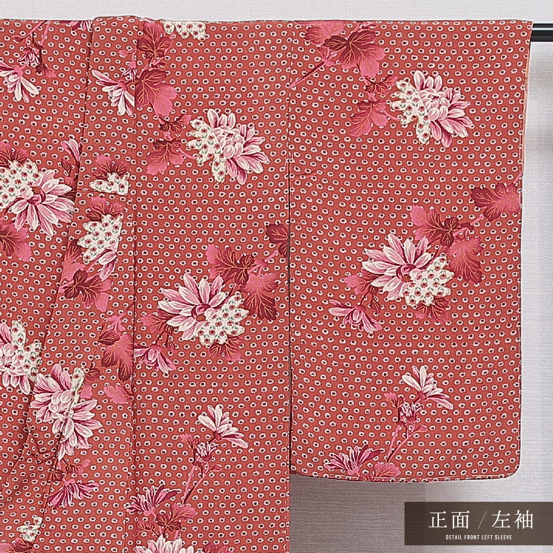 アンティーク 小紋 袷 身丈153cm 裄丈62cm 正絹 Aランク バチ衿 Sサイズ 菊 朱系 M4 1221-15965