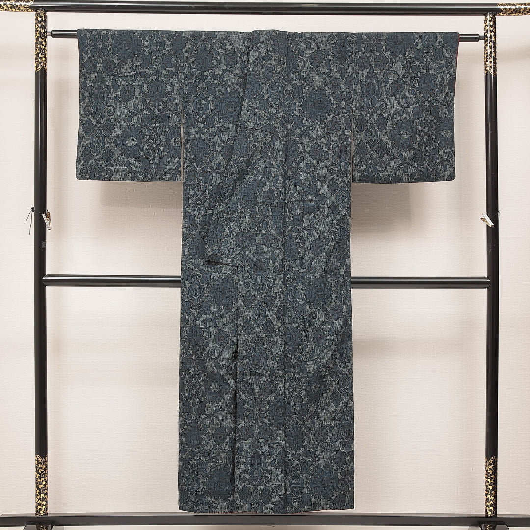 紬 袷 身丈150cm 裄丈61cm 正絹 Sランク カジュアル 広衿 Sサイズ 唐華 グレー系 M4 1223-16928