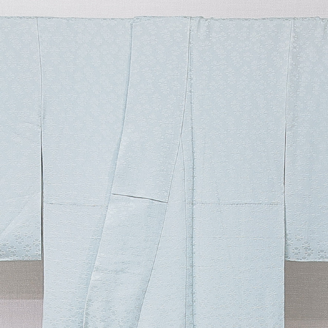 色無地 袷 身丈150cm 裄丈59cm 正絹 Sランク Sサイズ 広衿 インフォーマル 紋意匠 菊 無地 グレー系 水色系 1214-15114