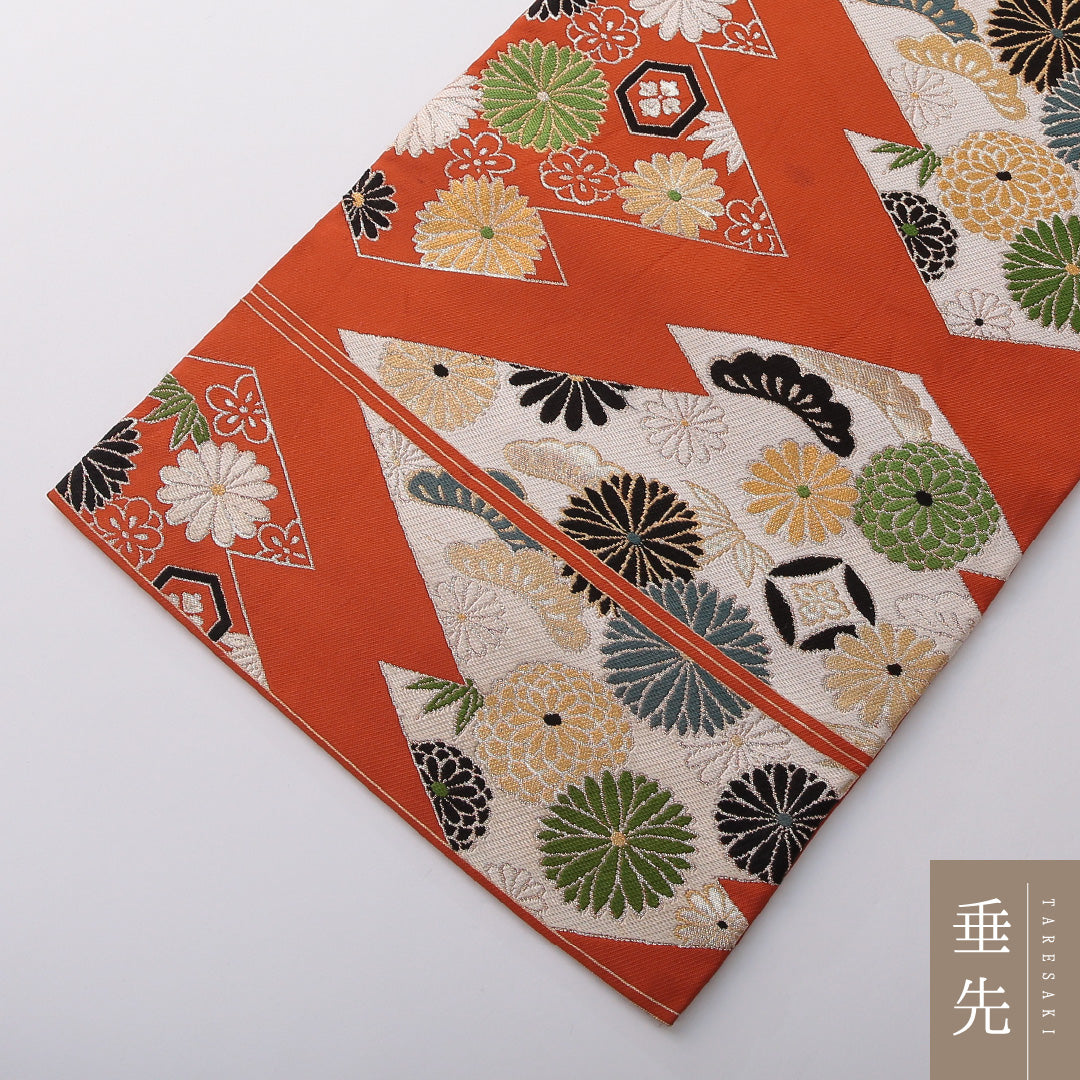 九寸名古屋帯 帯丈335cm カジュアル 名古屋仕立て 六通 Cランク 正絹 松皮菱 菊 松葉 朱系 1224-03602