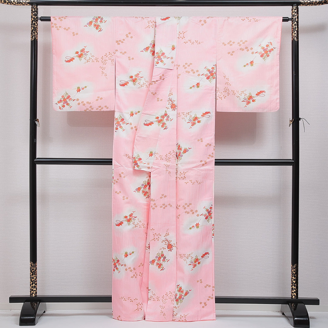 小紋 洗える着物 袷 身丈162cm 裄丈65cm ポリエステル Cランク Lサイズ 広衿 インフォーマル 菊 紅葉 ピンク系 1215-16054