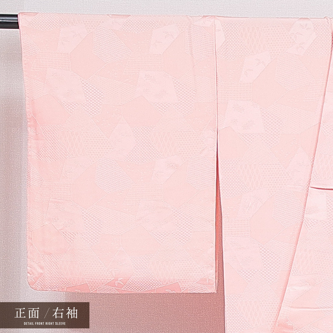色無地 袷 身丈162cm 裄丈66cm 正絹 Cランク 紋意匠 (笹や紅葉) インフォーマル 広衿 Lサイズ ピンク系 LP 1219-16732
