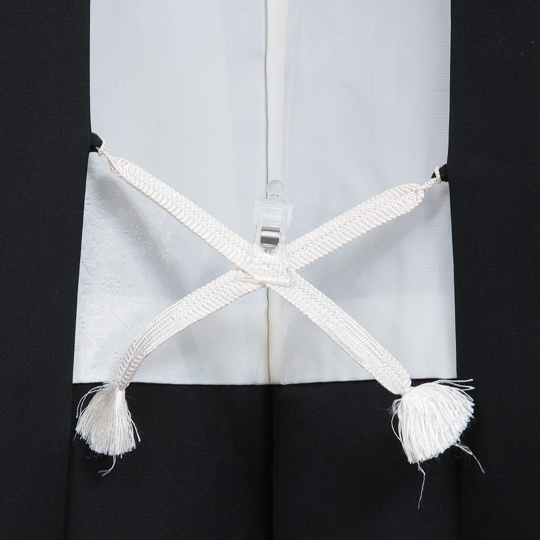 絵羽羽織 袷 身丈79cm 裄丈63cm 正絹 Aランク Sサイズ インフォーマル 紐あり 菊 黒羽織 刺繍 黒系 1217-16153