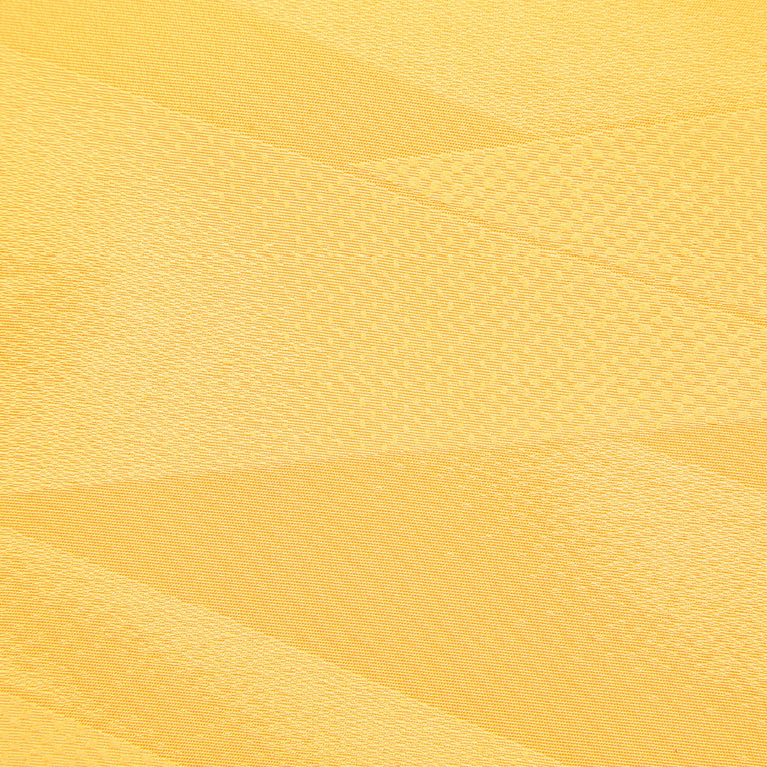 色無地 袷 身丈161cm 裄丈65cm 正絹 Cランク Lサイズ 広衿 一つ紋(丸に違い鷹の羽) セミフォーマル 紋意匠 幾何学文様 織り出し 黄系 1214-16889