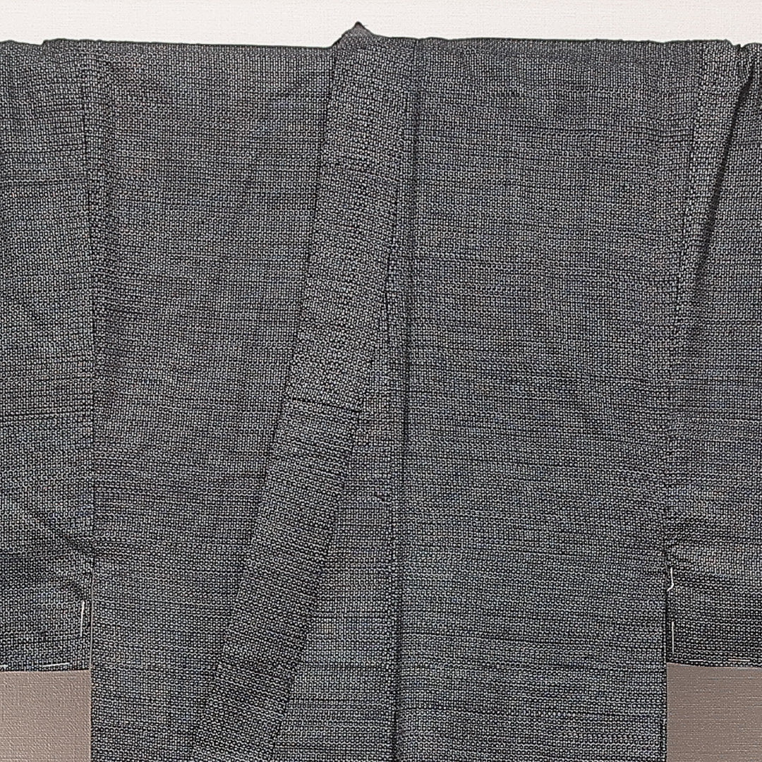 男着物 袷 身丈141cm 裄丈65cm 正絹 Cランク カジュアル バチ衿 Mサイズ 亀甲 紺系 LP 1224-16918