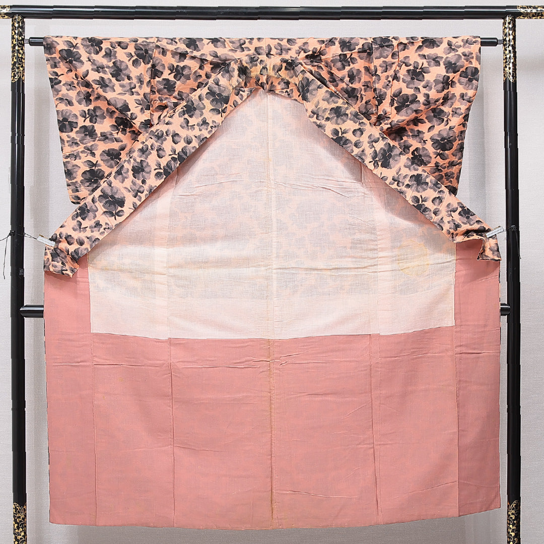 アンティーク 紬(銘仙) 袷 身丈150cm 裄丈62cm 正絹 Cランク Sサイズ 広衿 花柄 朱系 1216-15682