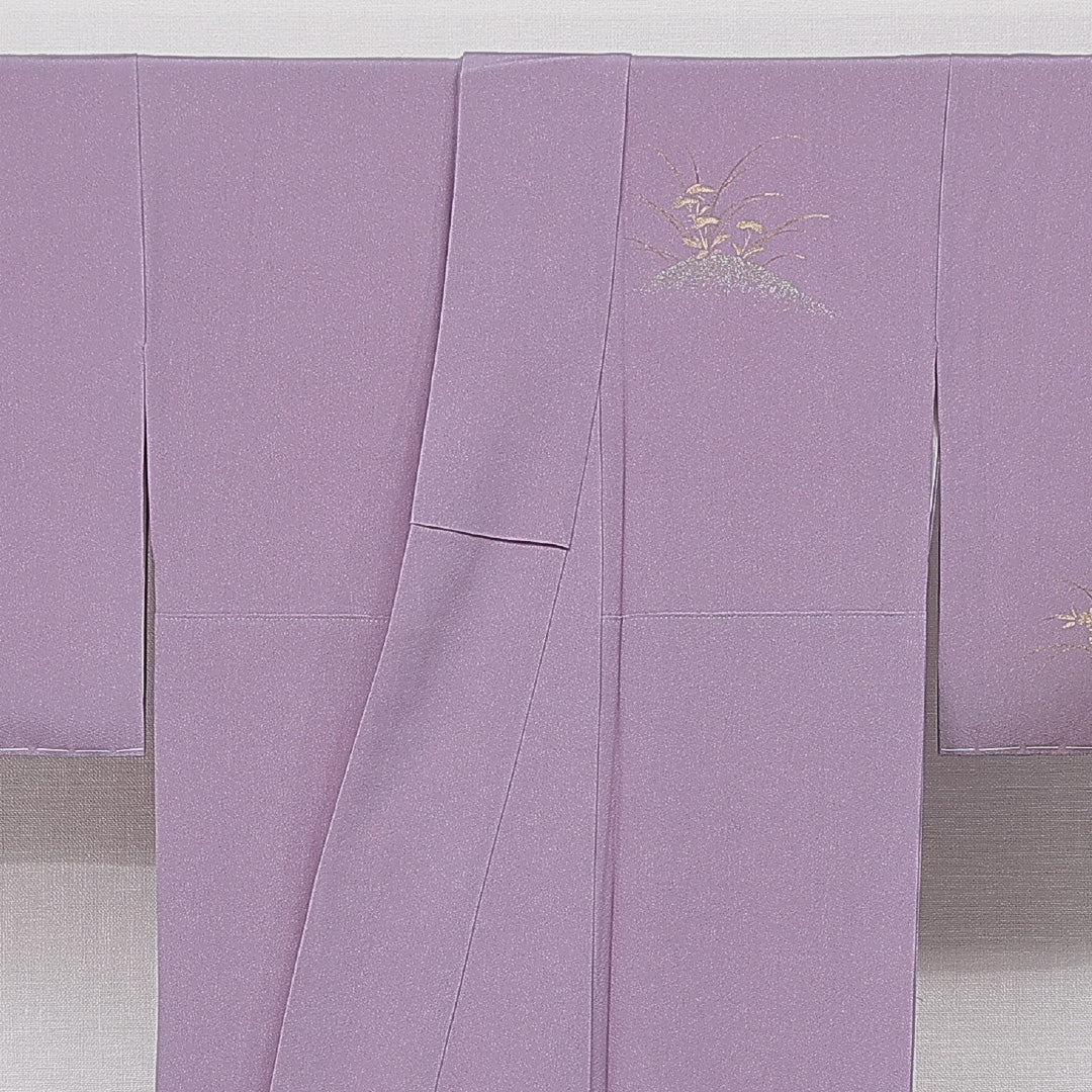 未使用品 付下げ 袷 身丈164cm 裄丈64cm 正絹 Nランク インフォーマル 広衿 Lサイズ 金彩 蘇州刺繍 金駒刺繍 ガード加工 しつけ糸 菊 花鳥 グレー系 M4 1218-15077