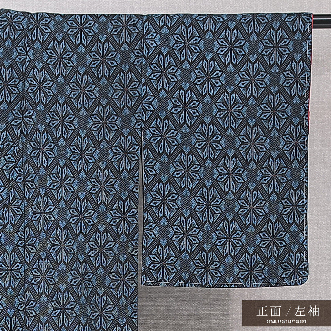 小紋 袷 身丈146cm 裄丈57cm 正絹 Bランク インフォーマル バチ衿 XSサイズ 幾何学柄 紺系 RP 1221-15146