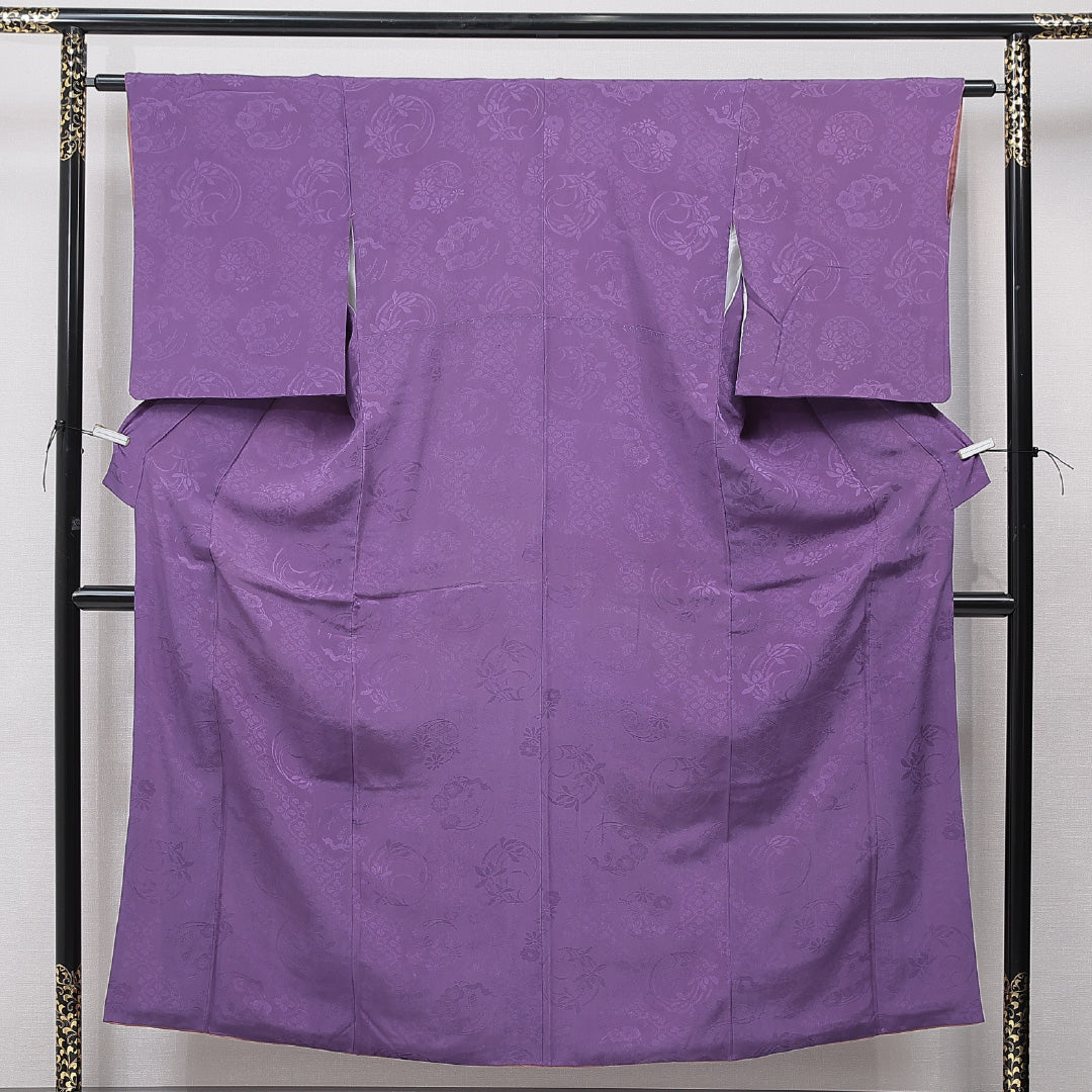 アンティーク 色無地 袷 身丈153cm 裄丈61cm 正絹 Aランク Sサイズ バチ衿 蜀江 菊 紫系 1214-15663
