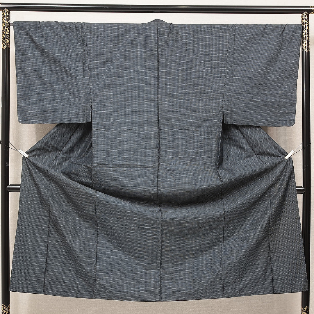 男着物 袷 身丈143cm 裄丈68cm 正絹 Cランク カジュアル 棒衿 Mサイズ 亀甲 紺系 LP 1224-16886