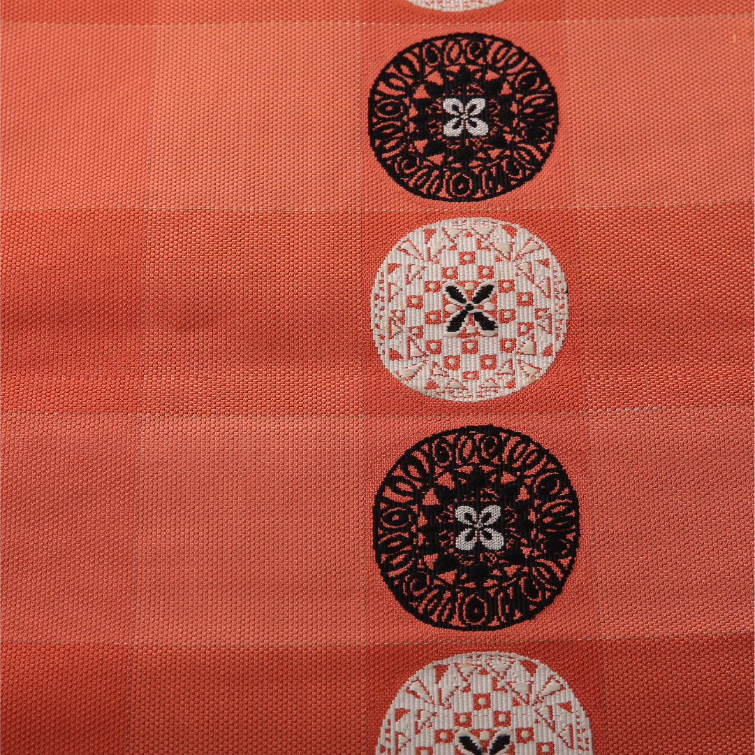 八寸名古屋帯 帯丈361cm カジュアル 松葉仕立て ポイント柄 Cランク 正絹 創作柄 朱系 1224-03620