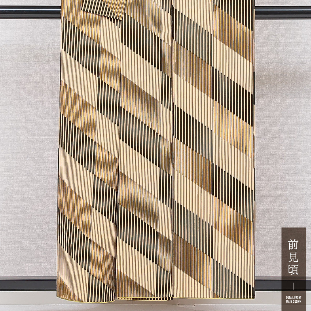 洗える着物 小紋 袷 身丈156cm 裄丈63cm ポリエステル Sランク インフォーマル 広衿 Mサイズ 抽象柄 ベージュ系 RP 1221-15070