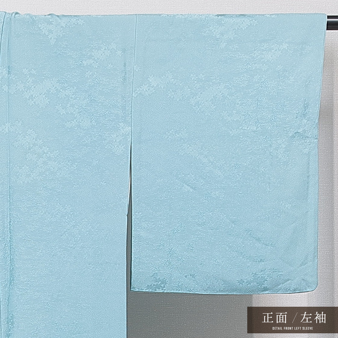 色無地 袷 身丈157cm 裄丈64cm 正絹 Bランク Mサイズ 広衿 一つ紋(橘) セミフォーマル 紋意匠 紅葉 無地 水色系 1214-15670