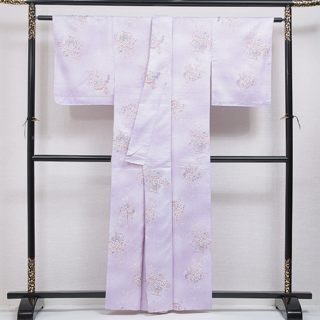 洗える着物 小紋 袷 身丈159cm 裄丈64cm ポリエステル Sランク インフォーマル 広衿 Mサイズ 牡丹 吉祥文様 紫系 RP 1221-15982
