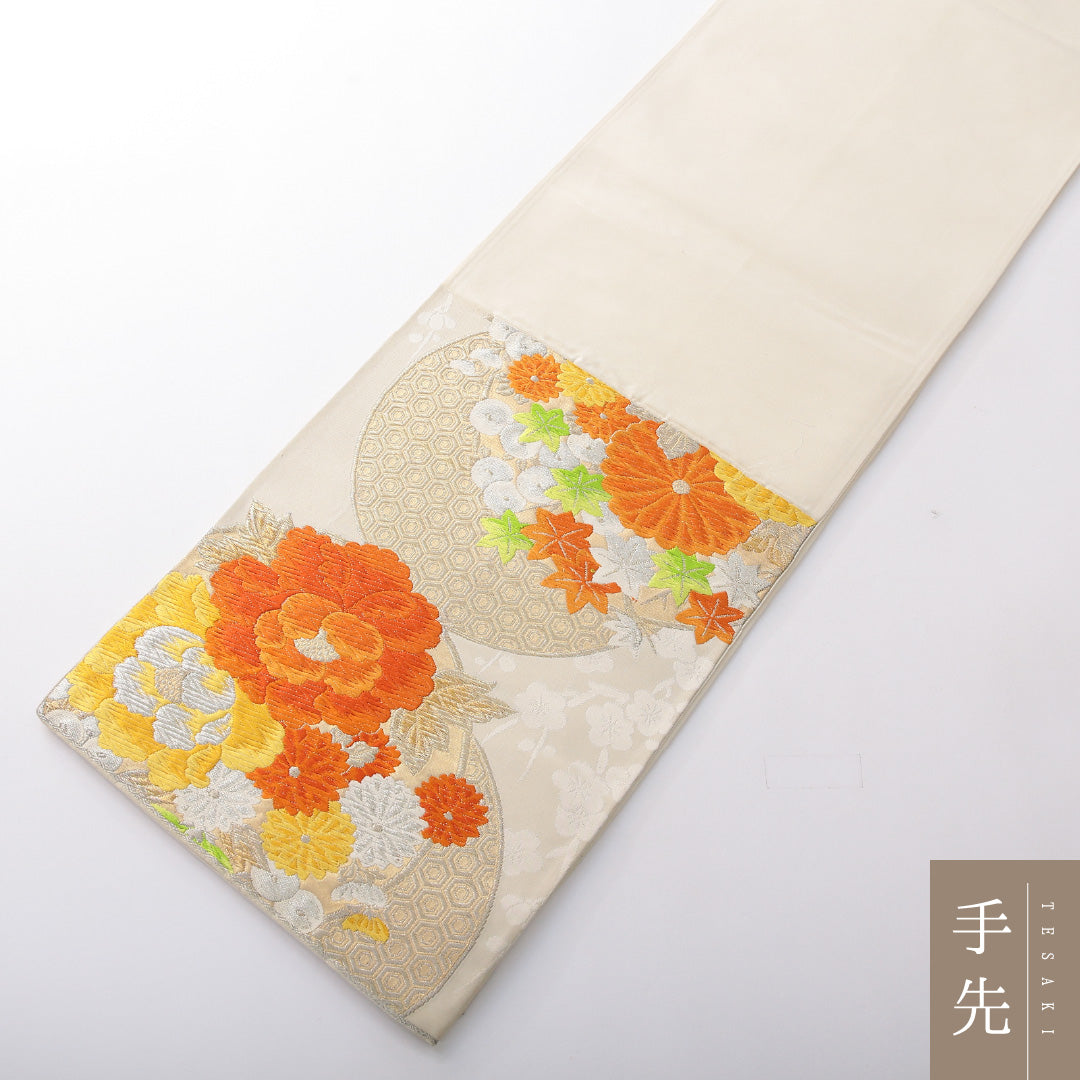 袋帯 帯丈416cm 正絹 六通 フォーマル 亀甲 牡丹 吉祥文様 クリーム系 1243-02095