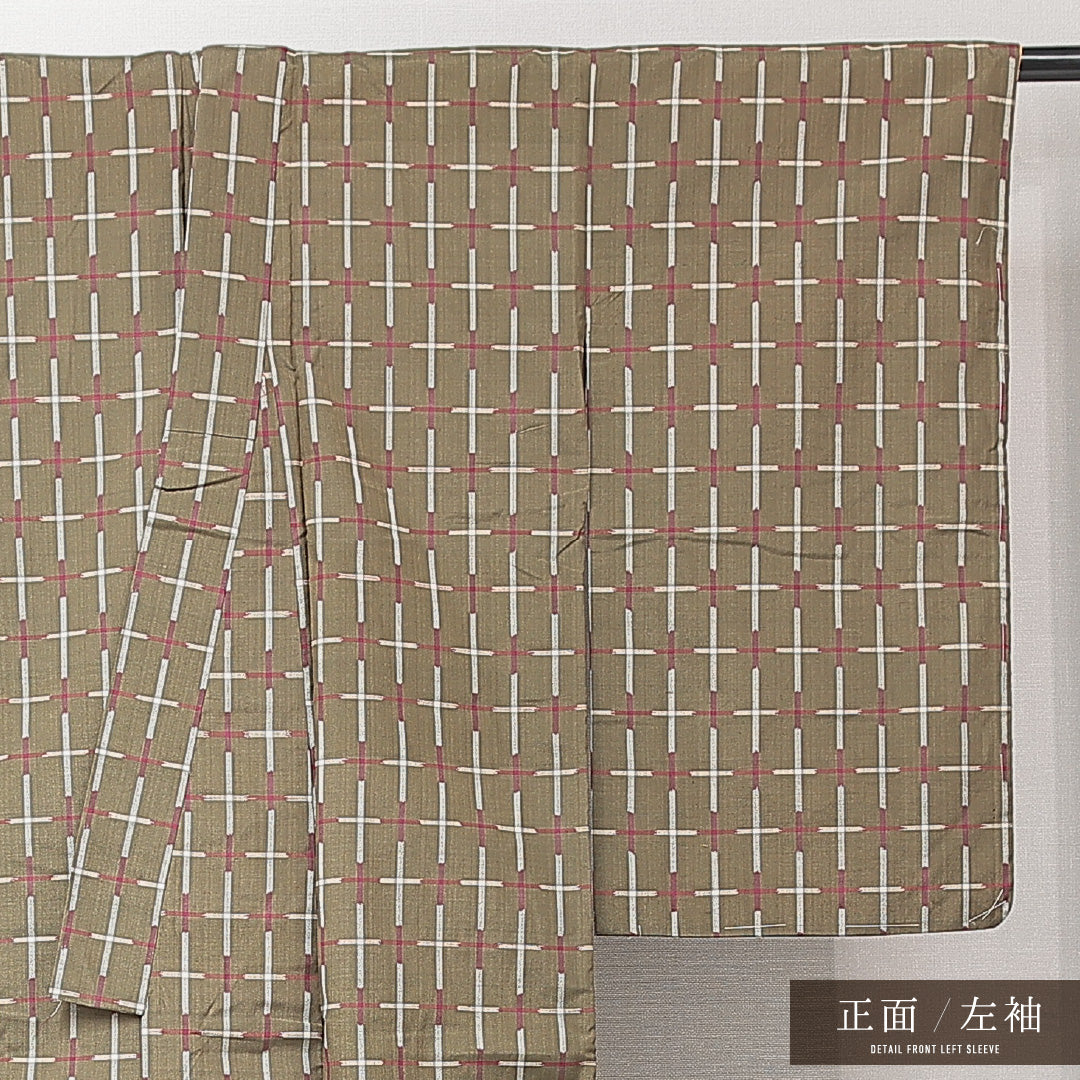 紬 袷 身丈145cm 裄丈60cm 正絹 Bランク XSサイズ バチ衿 カジュアル 格子 緑系 1216-15234