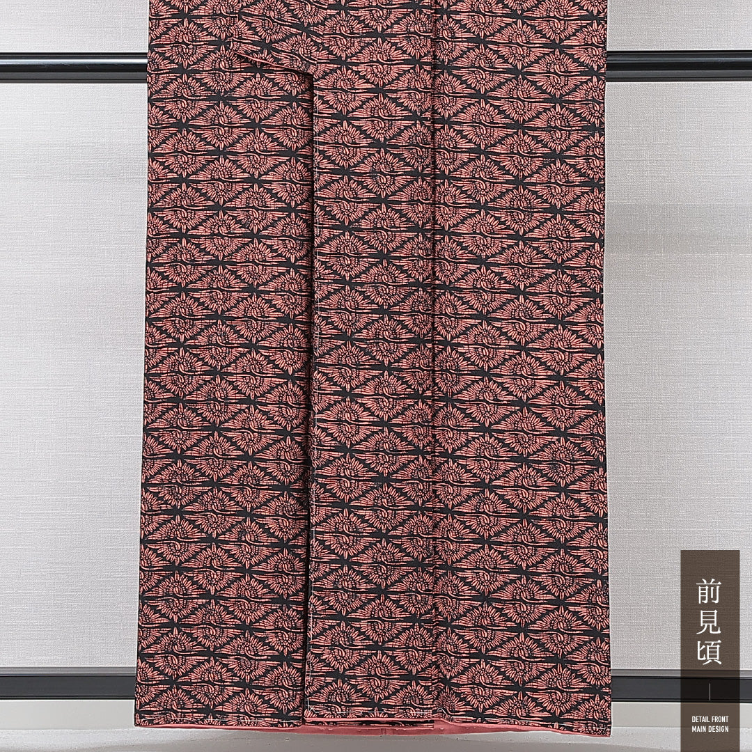 紬 袷 身丈156cm 裄丈64cm 正絹 Aランク カジュアル 広衿 Mサイズ 向かい鶴 ピンク系 RP 1223-15215