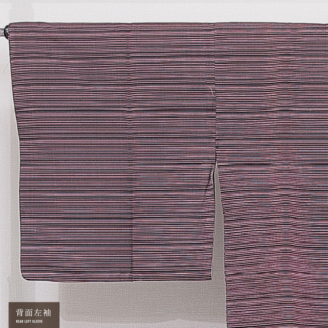 道行コート 袷 身丈85cm 裄丈65cm 正絹 Aランク Mサイズ フォーマル ポケットあり 縞 黒系 赤系 1263-15135